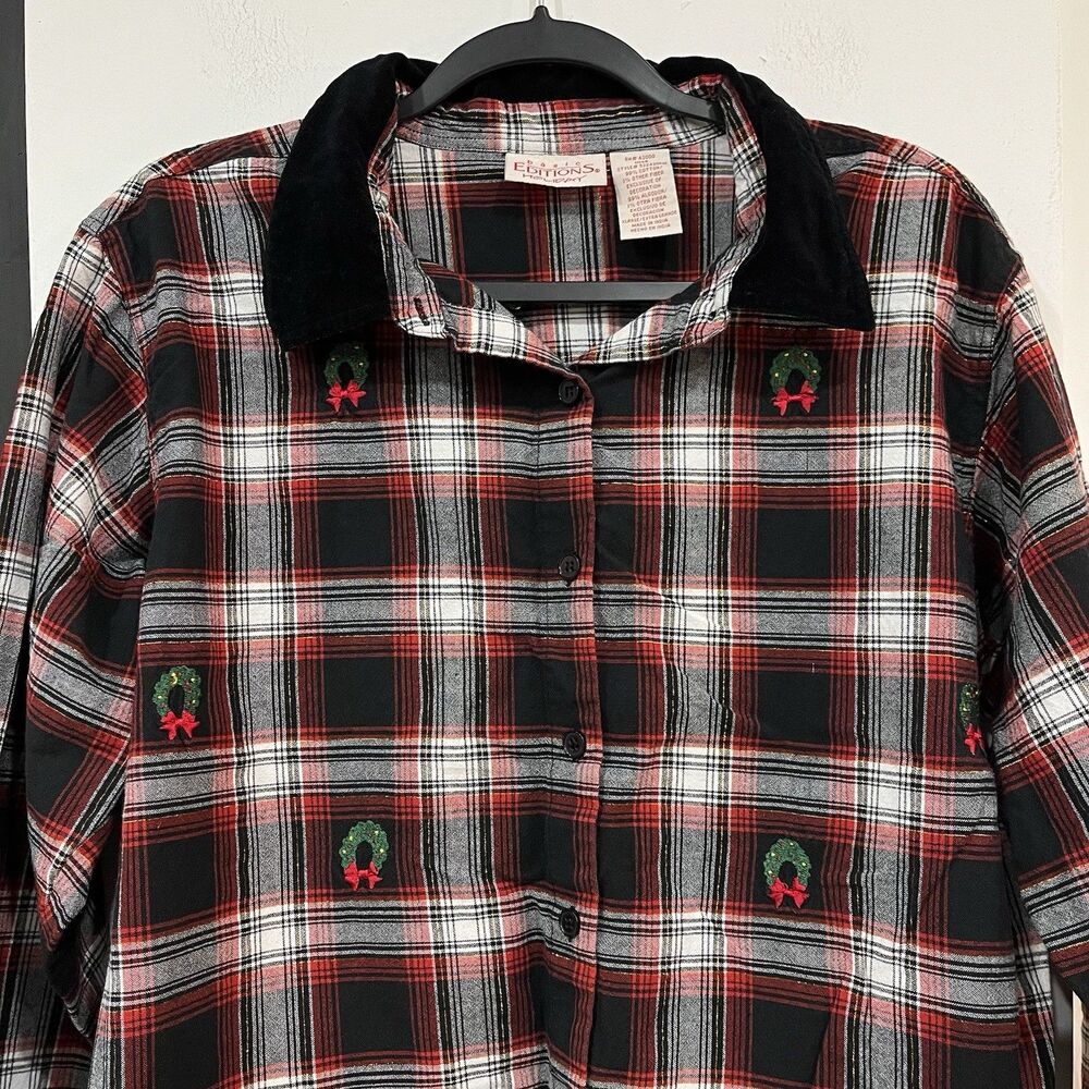 Basic Editions Holiday Women’s Plaid Button Up Shirt Embroidered Wreaths XL - Picture 2 of 6